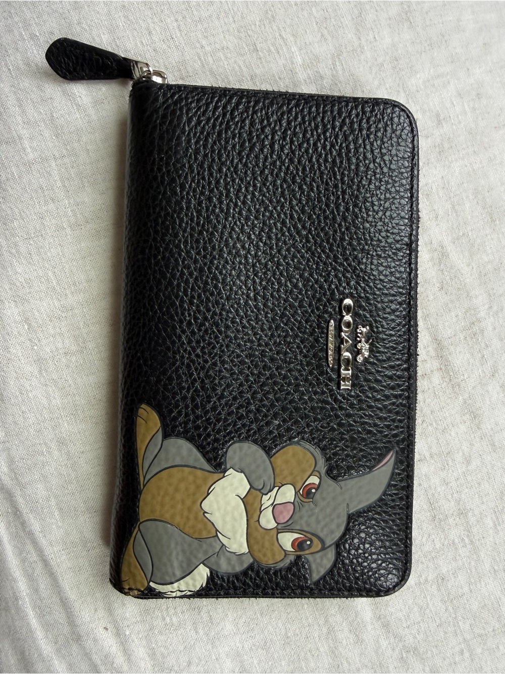 🔥🐰RARE Disney X Coach Medium Black Leather Zip Around Wallet w/ Thumper f/ Bambi - Picture 2 of 16